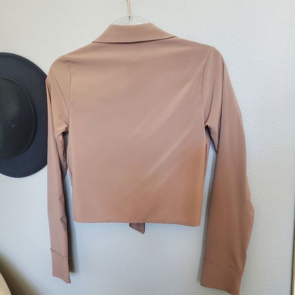 NWT Tan Collar Tie Blazer Blouse - Picture 3 of 4
